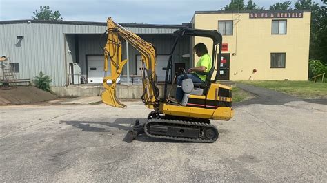 scat trak 520v mini excavator|1998 SCAT TRAK 520V MINI EXCAVATOR! .